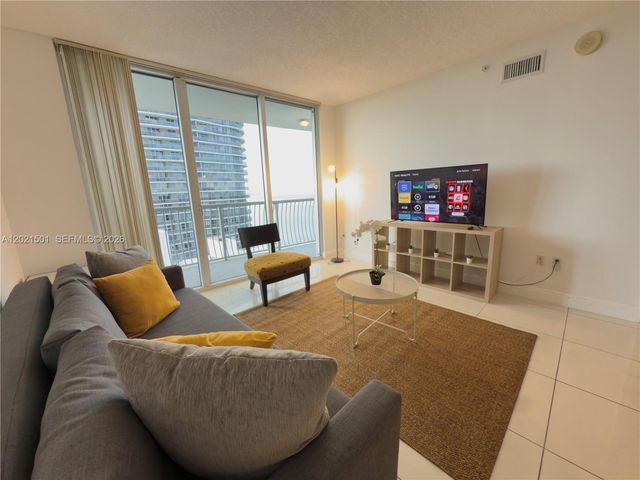 1750 N Bayshore Dr 4305, Miami, FL 33132