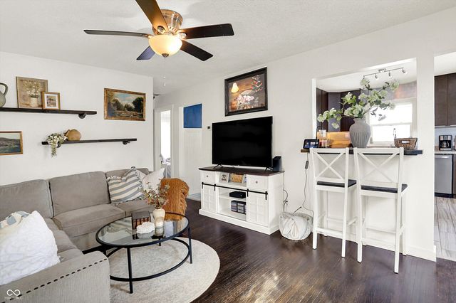 452 E Broadway Street, Greenwood, IN 46143