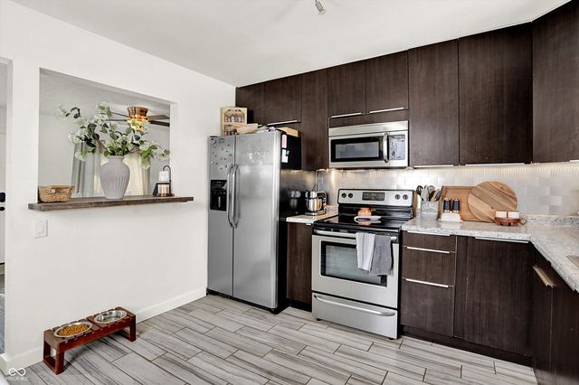 452 E Broadway Street, Greenwood, IN 46143