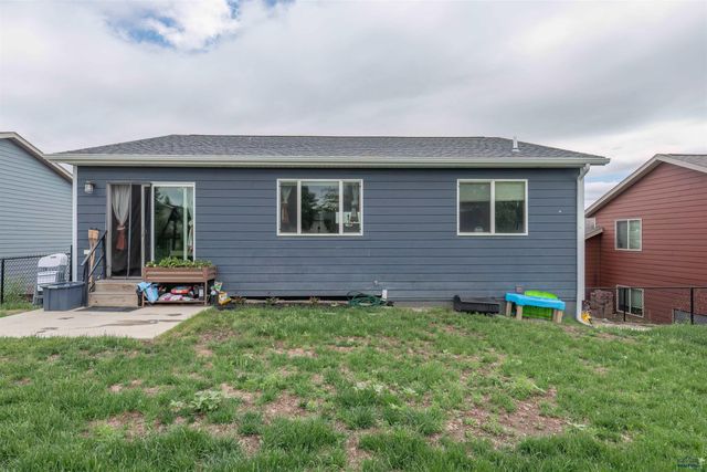 579 QUINTON LN, Box Elder, SD 57719
