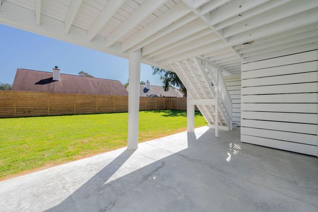 22 Shalimar Drive, Shalimar, FL 32579