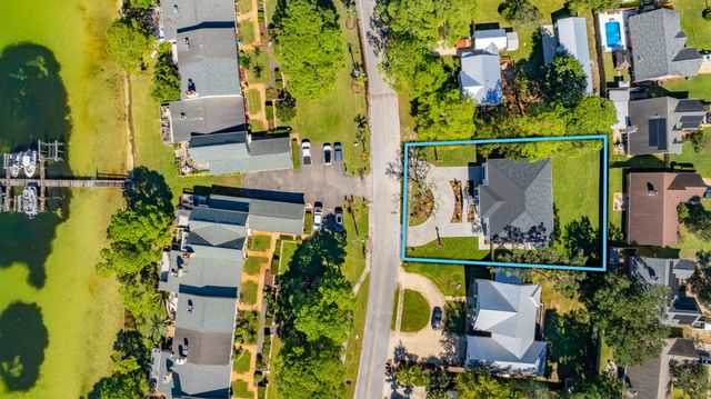 22 Shalimar Drive, Shalimar, FL 32579