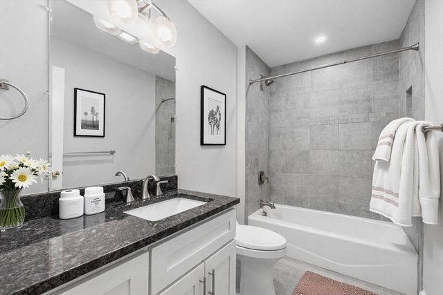 1433 Cambridge Street 3, Cambridge, MA 02139