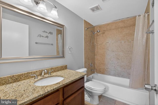 9801 MEADOW VALLEY DR, Vienna, VA 22181