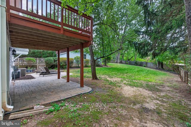 9801 MEADOW VALLEY DR, Vienna, VA 22181