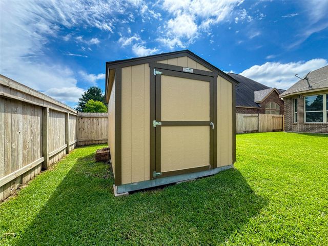 235 Soaring Pines Place, Montgomery, TX 77316