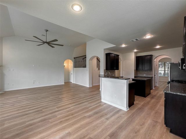 235 Soaring Pines Place, Montgomery, TX 77316