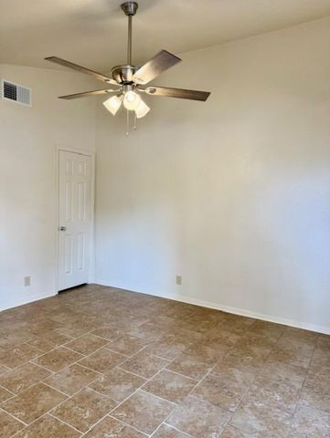 2807-A Parker LN A, Austin, TX 78741