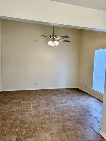2807-A Parker LN A, Austin, TX 78741