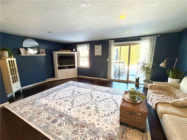 200 Heroux Boulevard 406, Cumberland, RI 02864