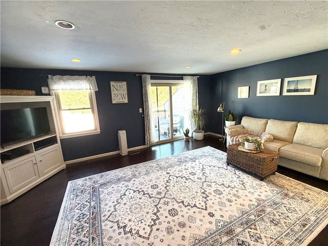 200 Heroux Boulevard 406, Cumberland, RI 02864