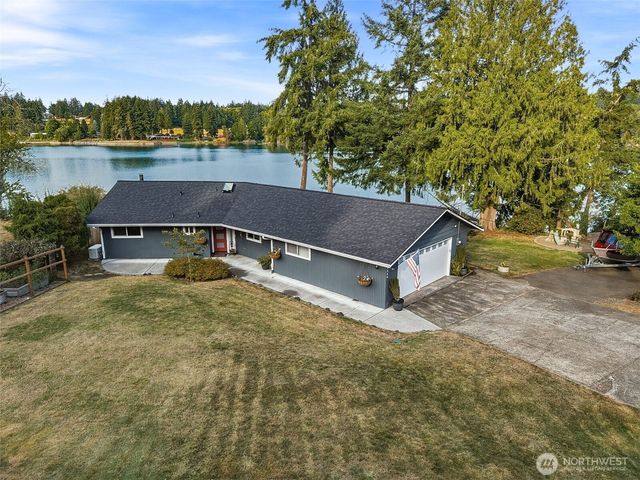 5508 South Bay Terrace Drive NE, Olympia, WA 98516