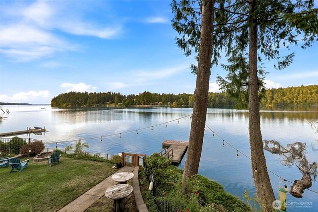 5508 South Bay Terrace Drive NE, Olympia, WA 98516