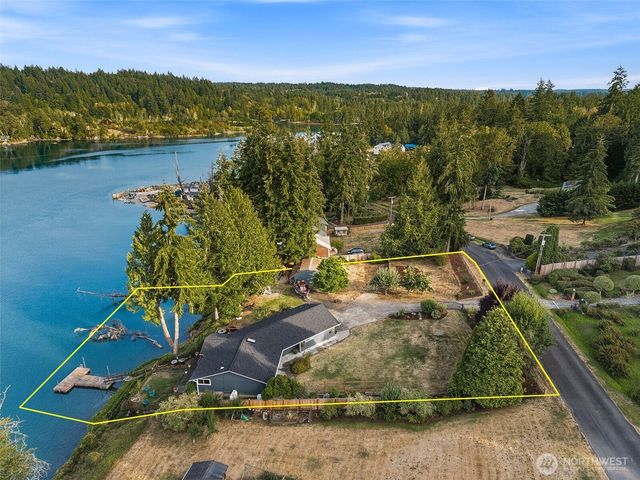 5508 South Bay Terrace Drive NE, Olympia, WA 98516
