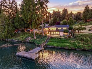 5508 South Bay Terrace Drive NE, Olympia, WA 98516