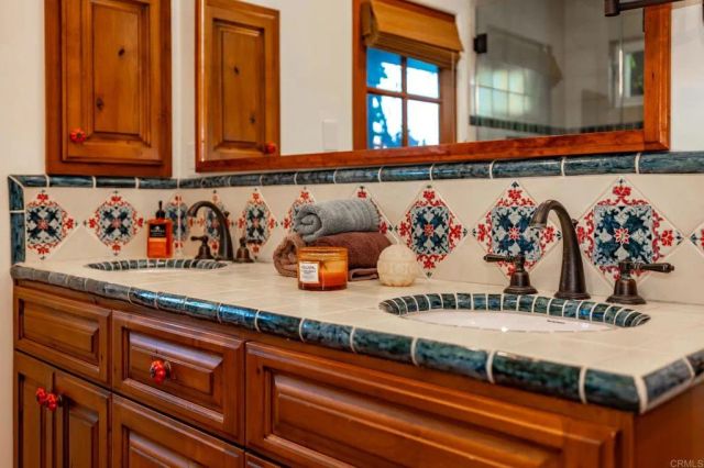 4661 50Th Street, San Diego, CA 92115