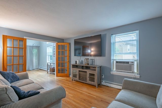 109 Pilgrim Rd 109, Haverhill, MA 01832
