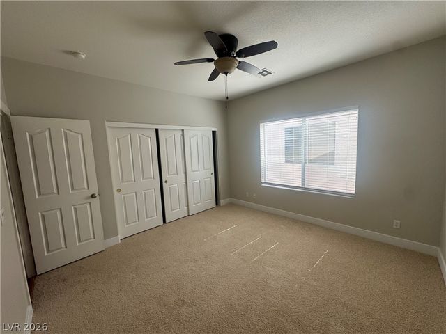 1521 Tillman Falls Avenue, Las Vegas, NV 89183