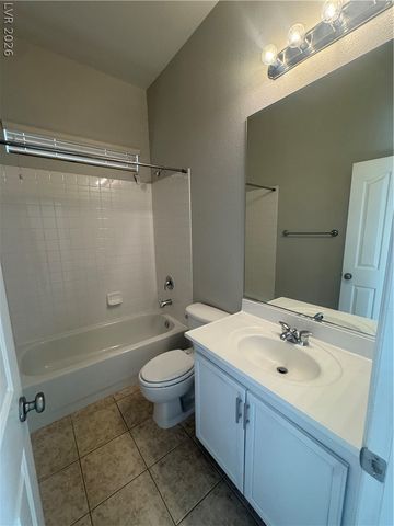 1521 Tillman Falls Avenue, Las Vegas, NV 89183