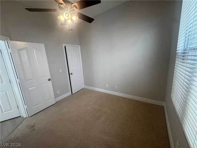 1521 Tillman Falls Avenue, Las Vegas, NV 89183