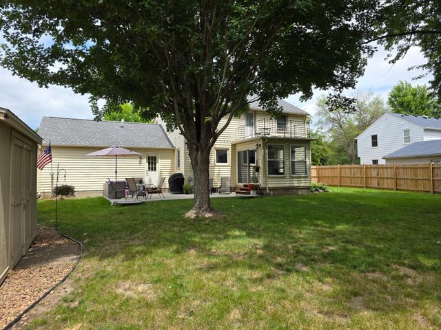 2007 W Oakland Avenue, Austin, MN 55912