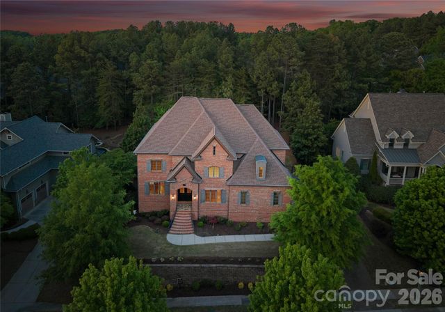 16849 Ashton Oaks Drive, Charlotte, NC 28278