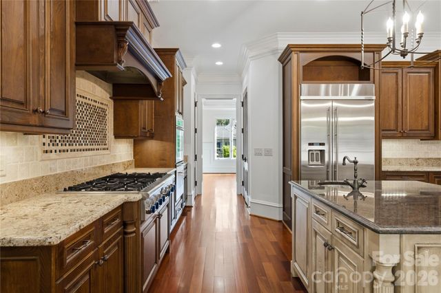 16849 Ashton Oaks Drive, Charlotte, NC 28278