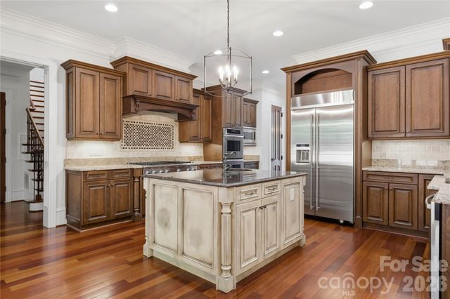 16849 Ashton Oaks Drive, Charlotte, NC 28278