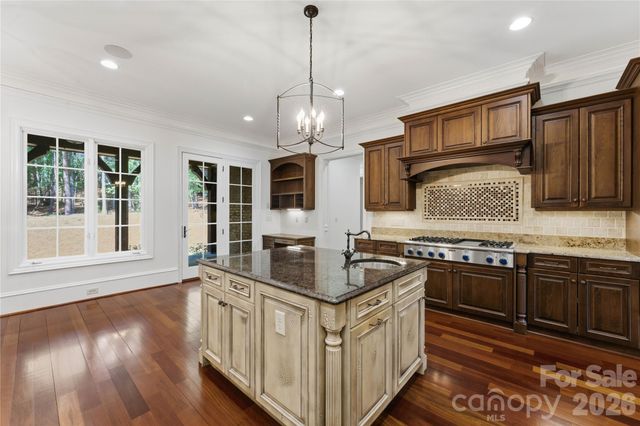 16849 Ashton Oaks Drive, Charlotte, NC 28278