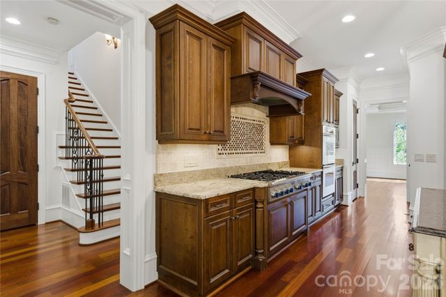 16849 Ashton Oaks Drive, Charlotte, NC 28278