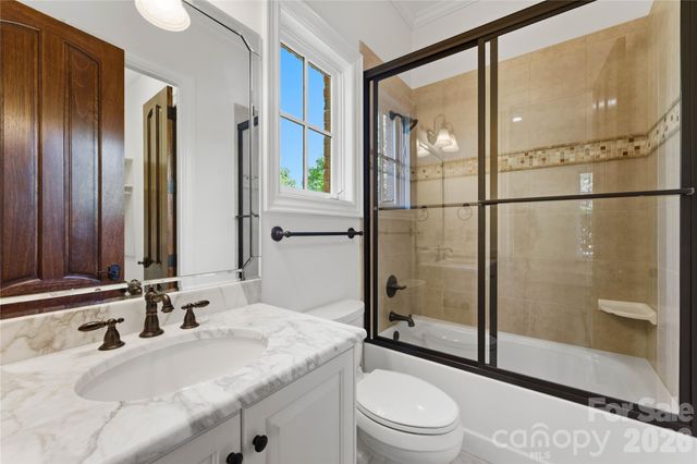 16849 Ashton Oaks Drive, Charlotte, NC 28278