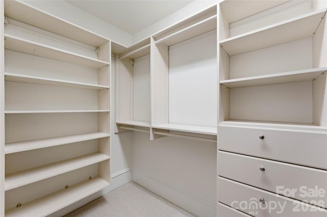 16849 Ashton Oaks Drive, Charlotte, NC 28278