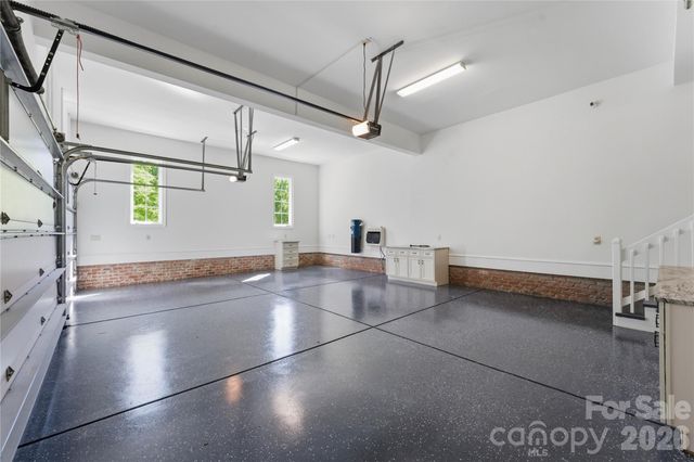 16849 Ashton Oaks Drive, Charlotte, NC 28278