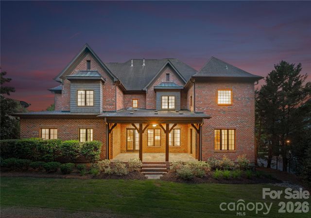 16849 Ashton Oaks Drive, Charlotte, NC 28278