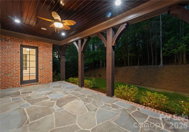 16849 Ashton Oaks Drive, Charlotte, NC 28278