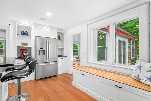 204 Waquoit Hwy, Falmouth, MA 02536
