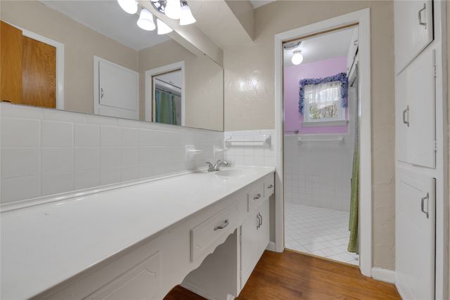 1020 Tower Drive, Cedar Hill, TX 75104