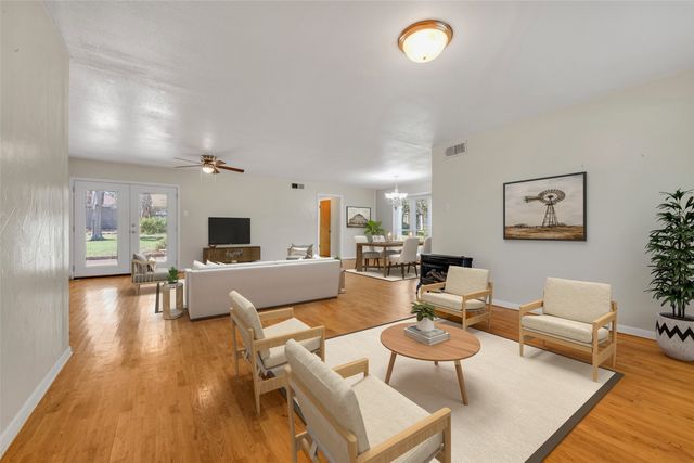 1020 Tower Drive, Cedar Hill, TX 75104