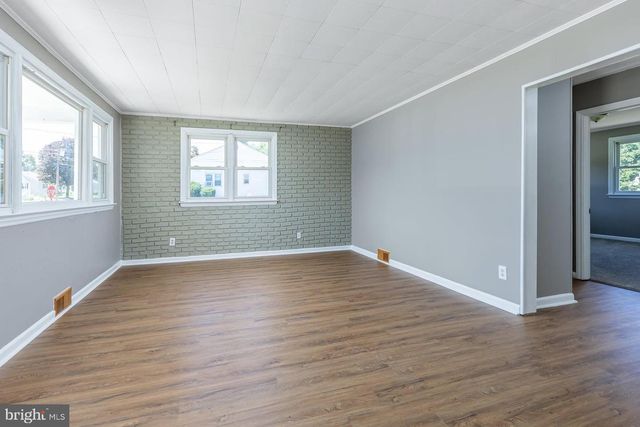 105 N WARREN ST, Woodbury, NJ 08096