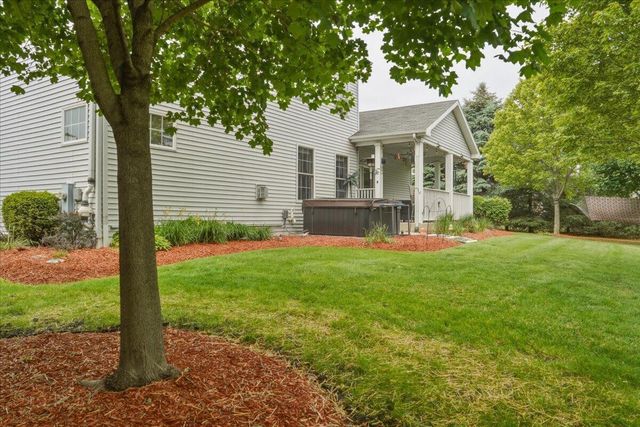 9102 61st STREET, Kenosha, WI 53142