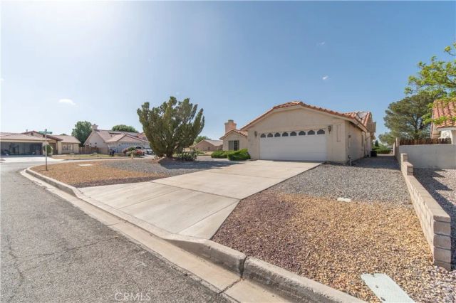 14744 Crofton Lane, Helendale, CA 92342