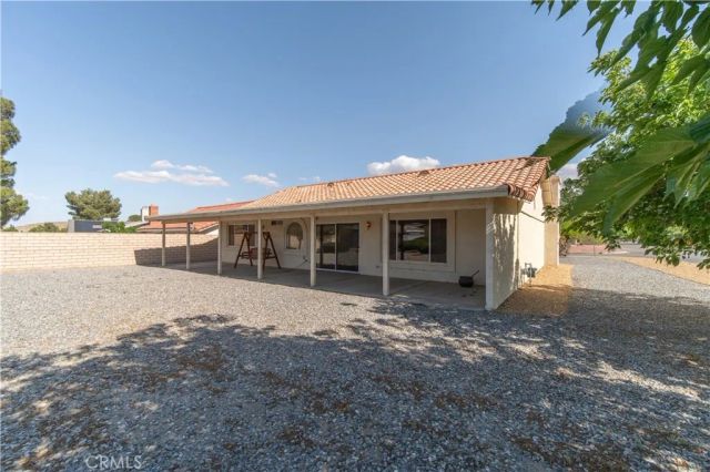 14744 Crofton Lane, Helendale, CA 92342