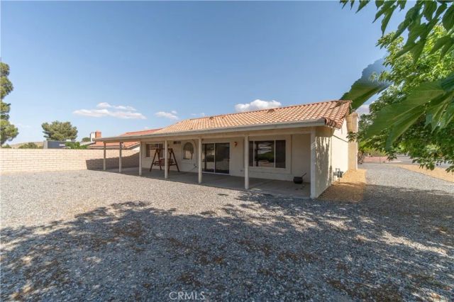 14744 Crofton Lane, Helendale, CA 92342
