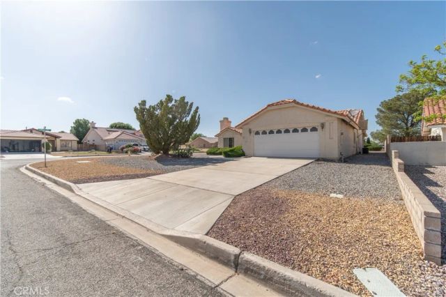 14744 Crofton Lane, Helendale, CA 92342