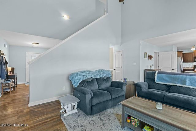 609 Duncan Drive, Richlands, NC 28574