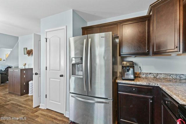 609 Duncan Drive, Richlands, NC 28574
