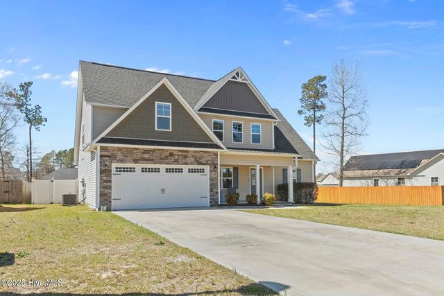 609 Duncan Drive, Richlands, NC 28574