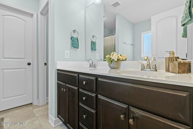 609 Duncan Drive, Richlands, NC 28574
