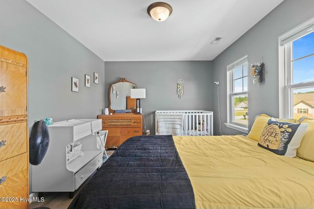 609 Duncan Drive, Richlands, NC 28574