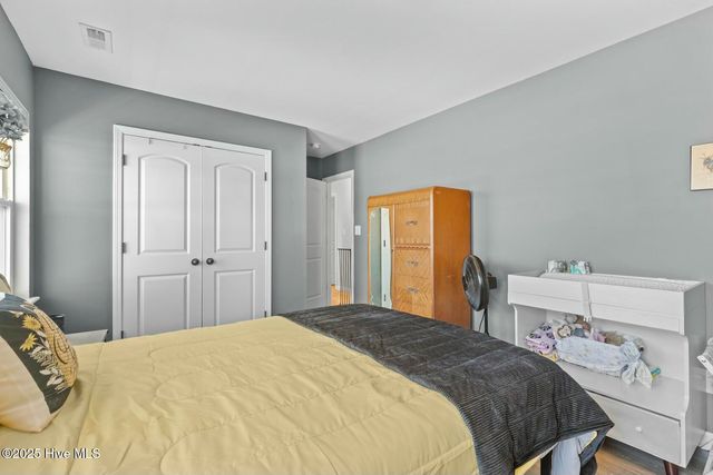 609 Duncan Drive, Richlands, NC 28574
